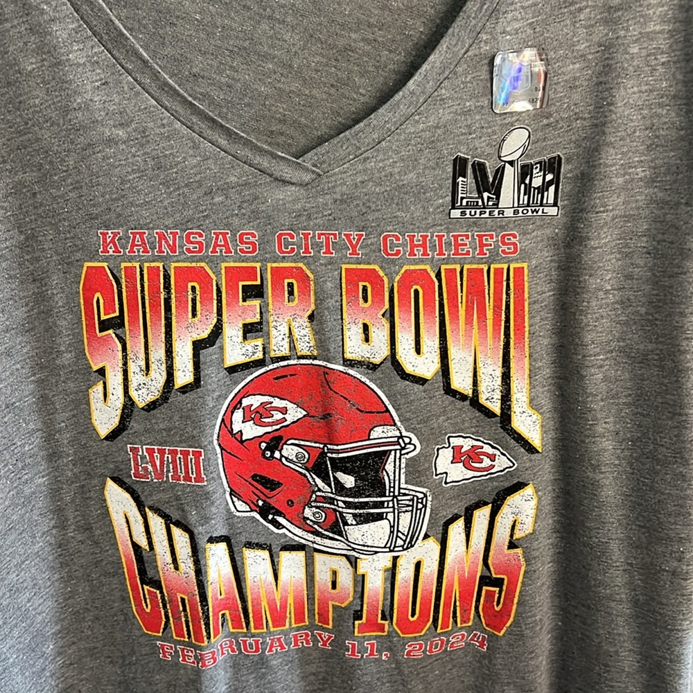 NFL Super Bowl Winner Women Top 3X Kansas City NWOT - Picture 6 of 7
